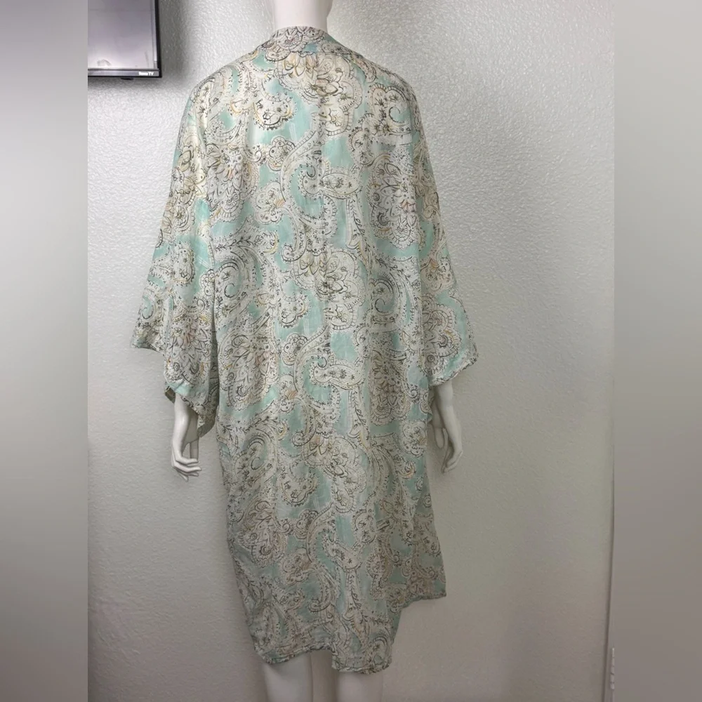 Zara Elegant Paisley Kimono Robe Size Medium C-31
